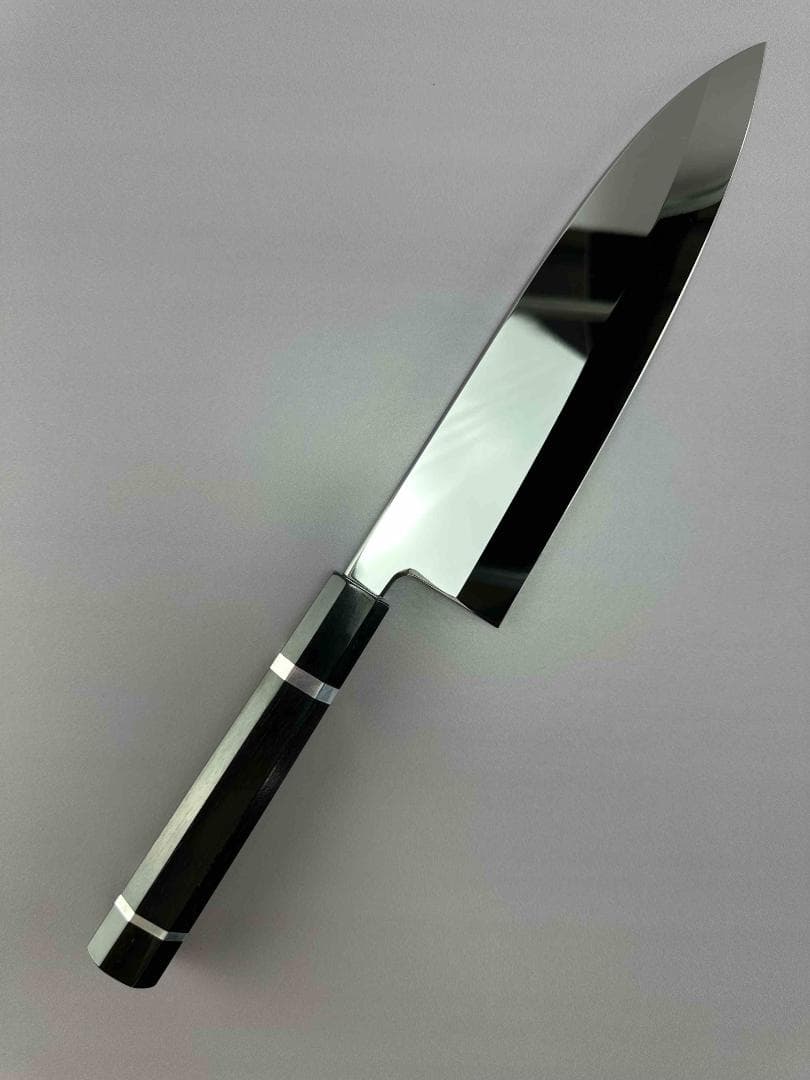 5664 出刃包丁 8寸 刺身包丁 ウルトラ鏡面仕上げ 黒檀水牛角二本銀巻八角柄 5664 出刃包丁 8寸 刺身包丁 ウルトラ鏡面仕上げ 黒檀水牛角二本銀巻