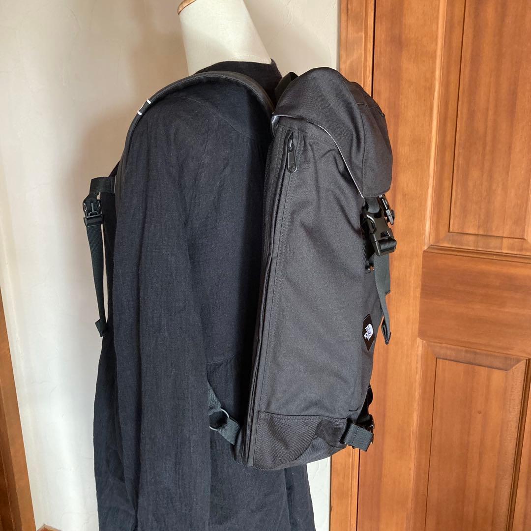 美品✨ザ・ノースフェイス　リュック　通勤通学　PC ブラック　28L