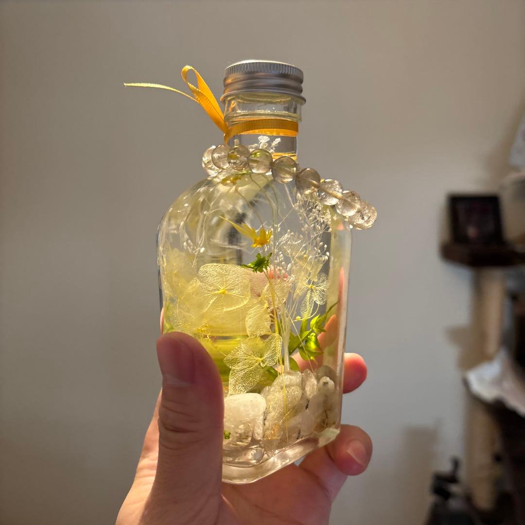 ゴールドパワーハーバリウム！ルチル入り！綺麗！