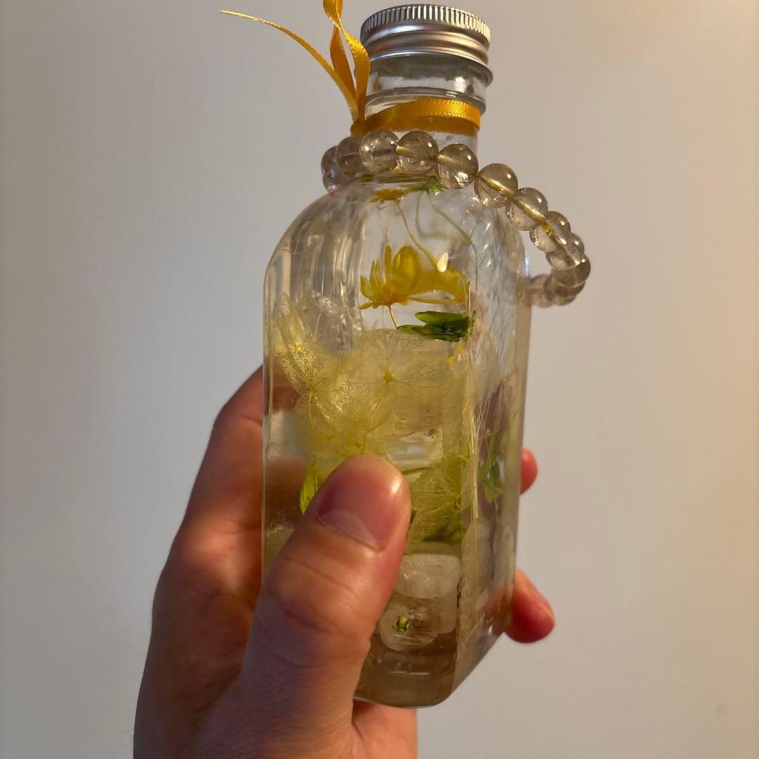 ゴールドパワーハーバリウム！ルチル入り！綺麗！