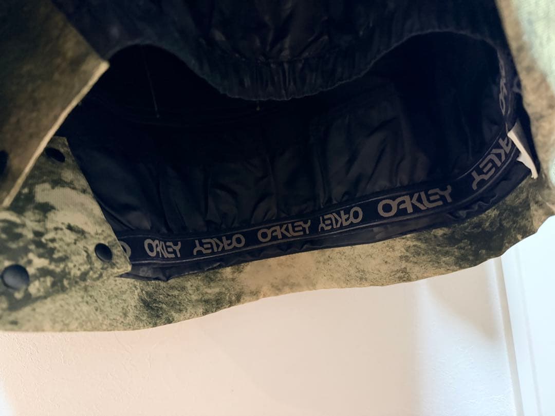 オークリー　スノーボードウェアL