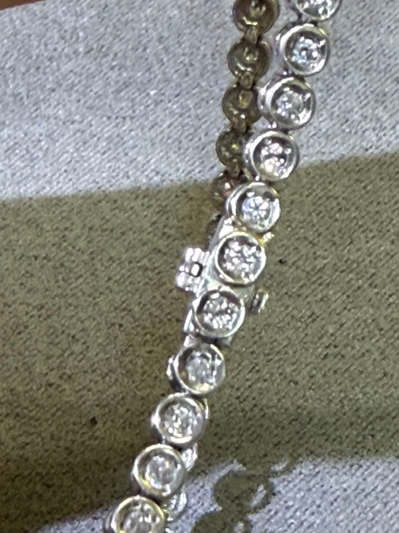 ララポーPT850ダイヤモンド　ラウンドカットクリスタルブレスレット9g