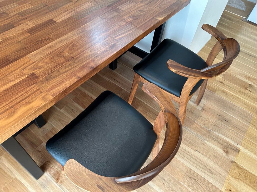 【MochiBLACK ELEPHANTダイニングチェアアーム付き③