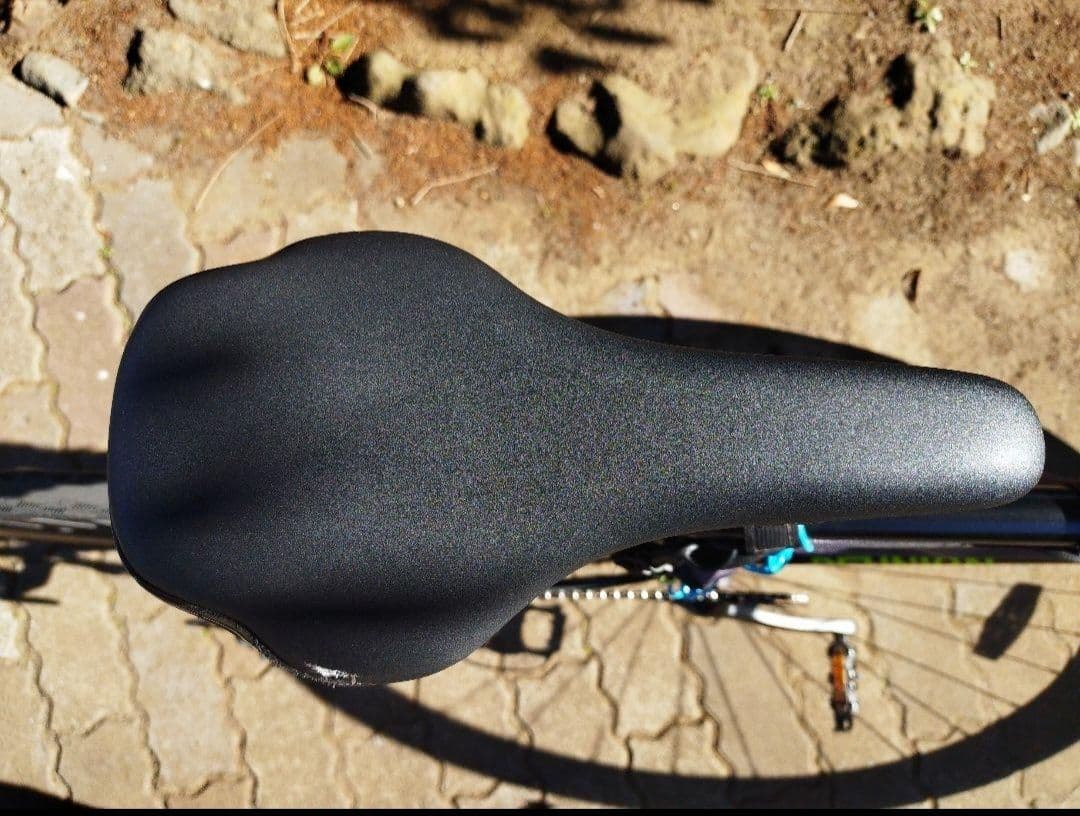 ☆ 自転車 クロスバイク レユニオンリル-K ☆