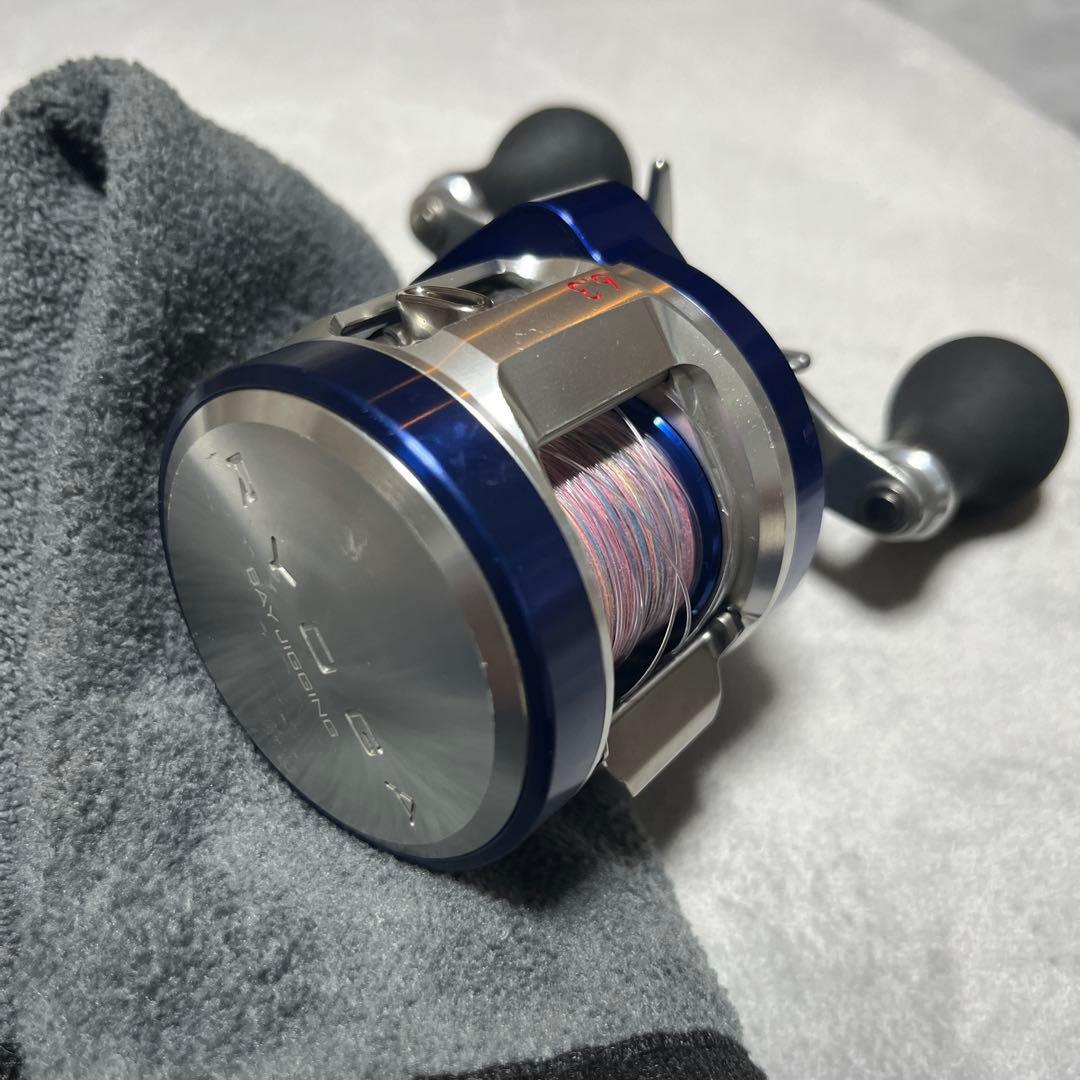 RYUGA BAY JIGGING 両軸リール 青　c１０１２　PE-H