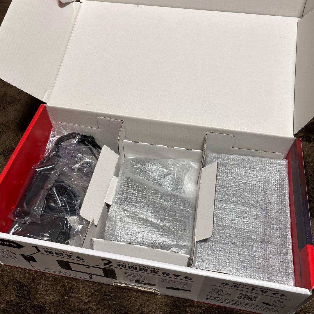 の*と様 翌日発送　すぐ遊べます☆付属品全て　箱付き　Nintendo Swit