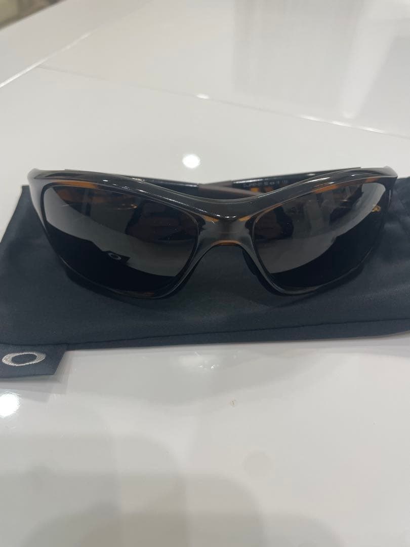 オークリー (Oakley) モデル名: ピットブル