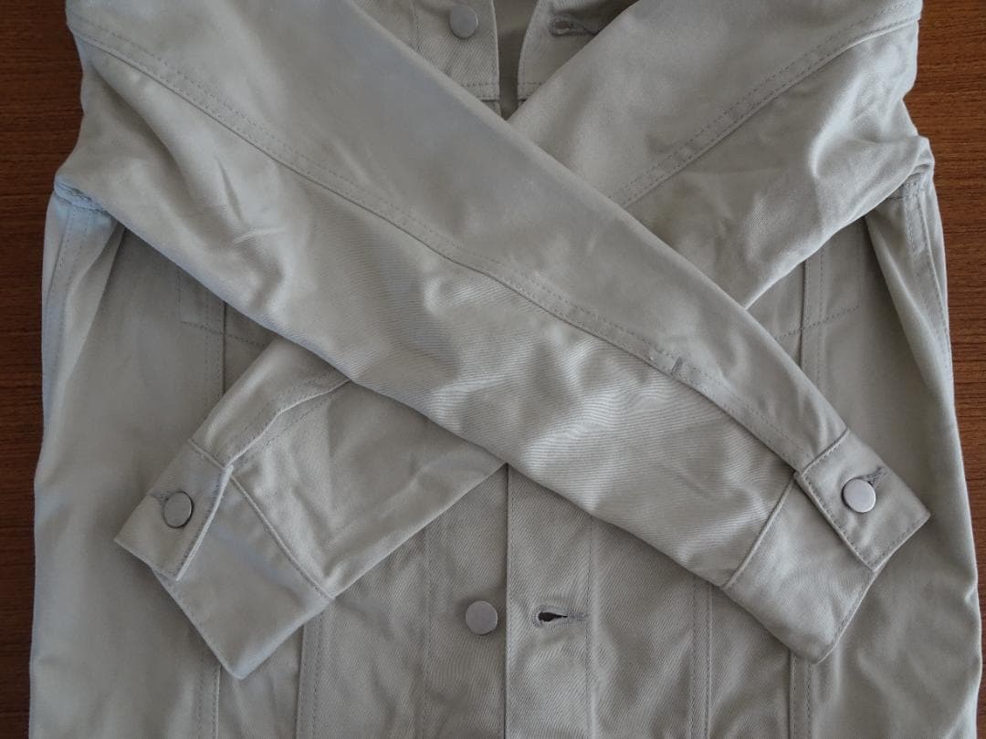 【fmlll651】Jeanik サテン XS ベージュ 3rd Gジャン