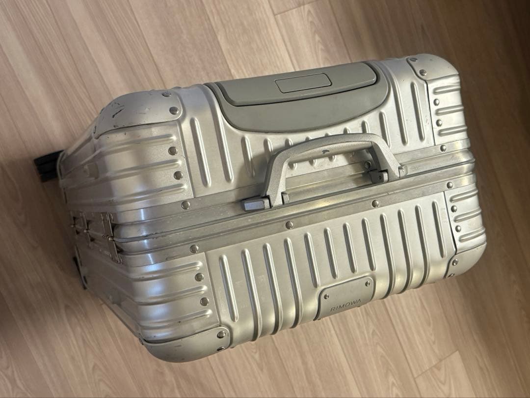 RIMOWA チェックイン M アルミニウムキャリーケース シルバー