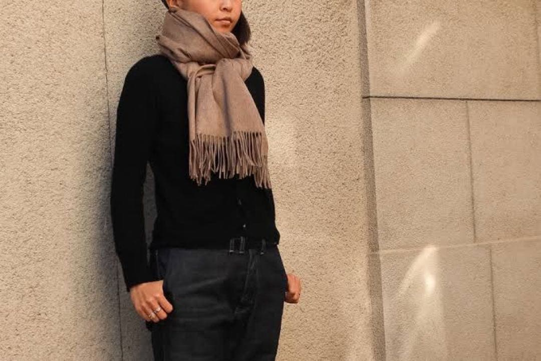 ジョンストンズ　カシミア100% 大判ストール