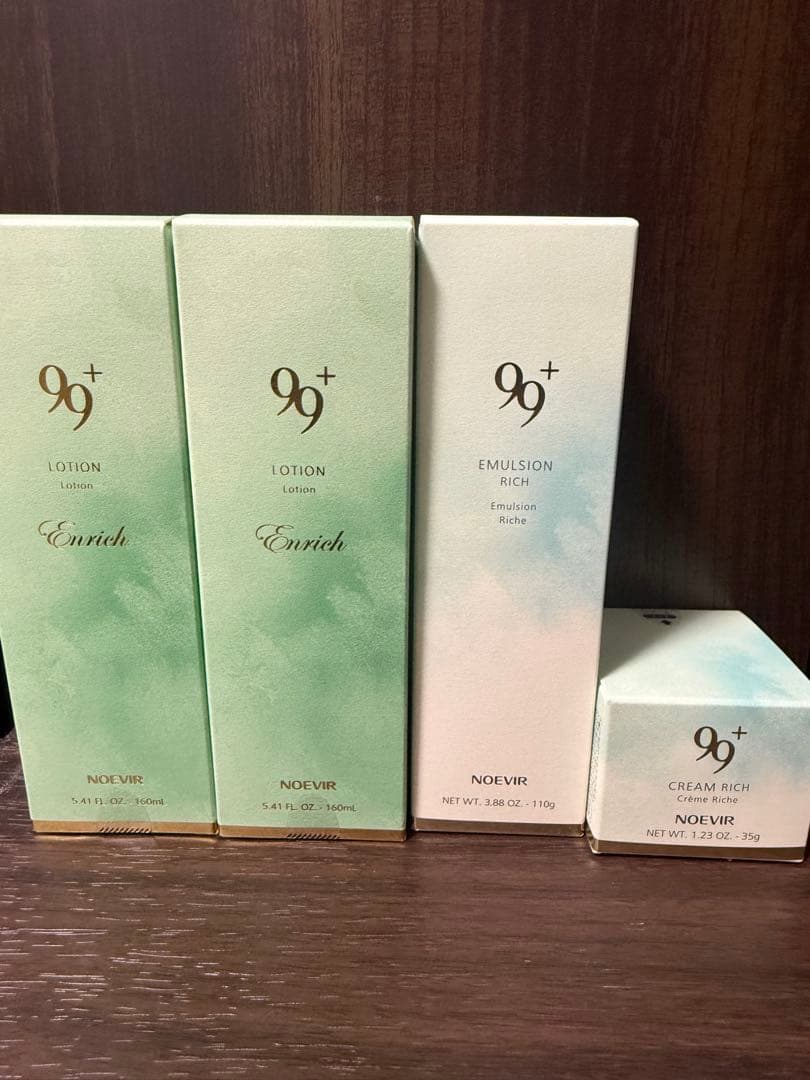 ノエビア　99+ リッチセット