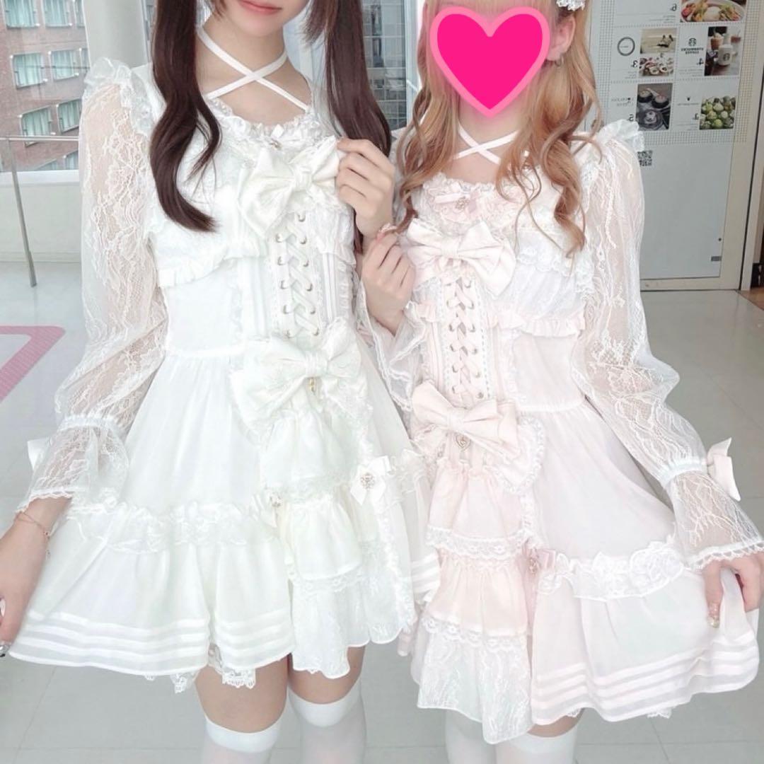 美品♡リズリサ♡ フロントティアードシフォンワンピース♡ホワイト