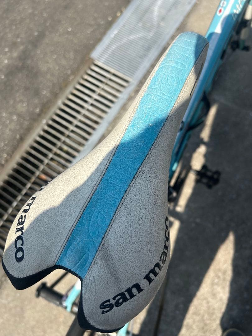 Bianchi ロードバイク 水色 インプルソ　IMPULSO 44