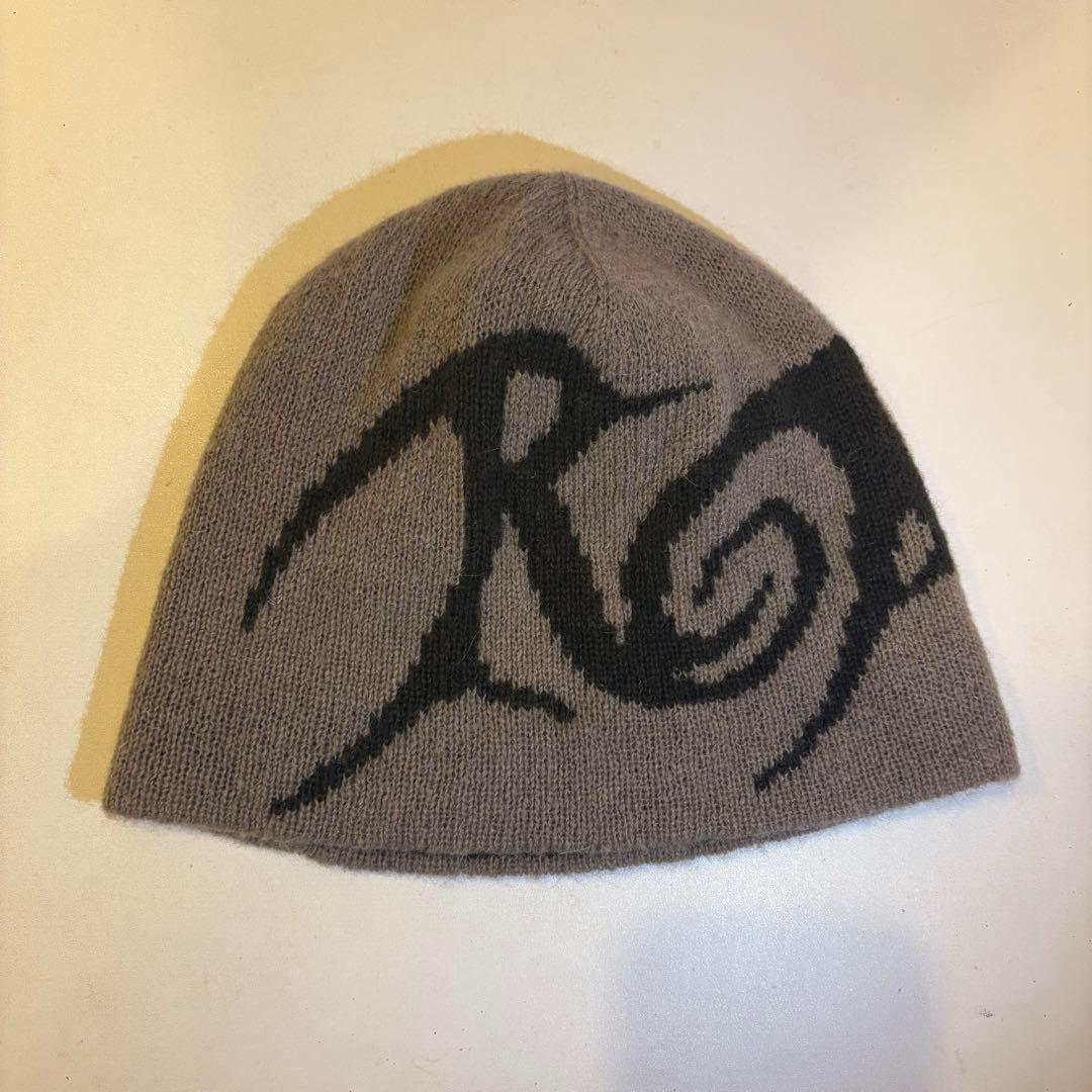 ROA graphic beanieビーニー ロア ニット帽