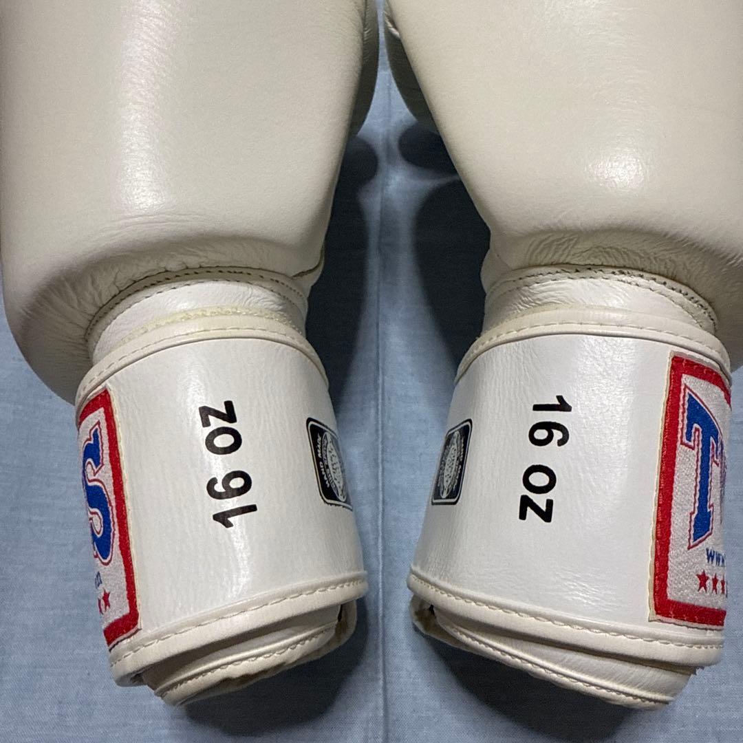 グローブ　16oz　TWINS スパーリンググローブ 【ホワイト】