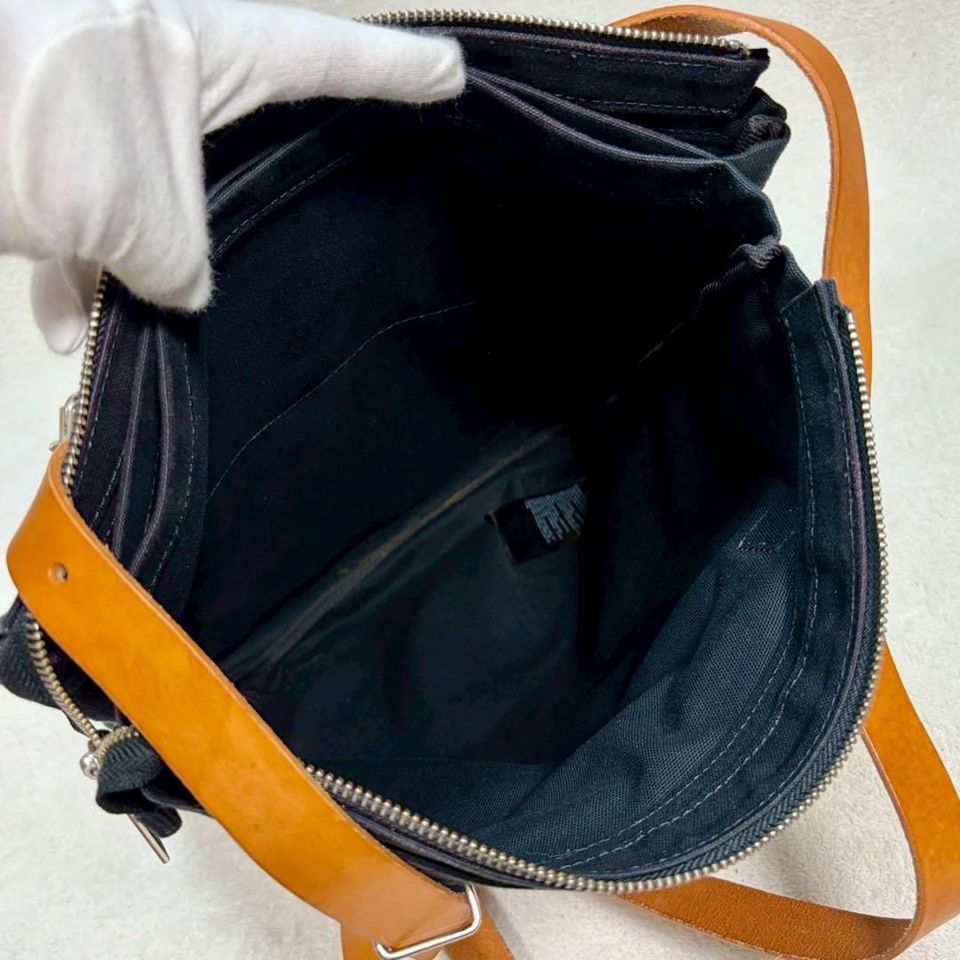 【美品✨】marimekkoマリメッコ eppu リュック　PC A4可　レザー