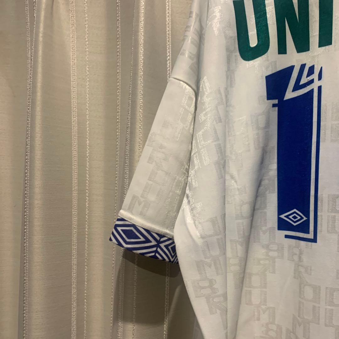 アンブロ マリリア・アトレチコ・クルーベ ユニフォーム