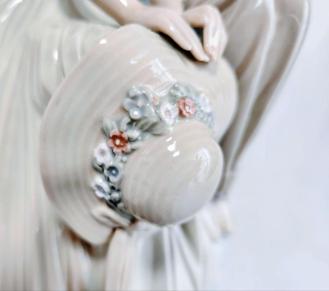 リヤドロ【希少美品】フィギュリン《ヤングラブ》《天にも昇る気持ち》No.1409