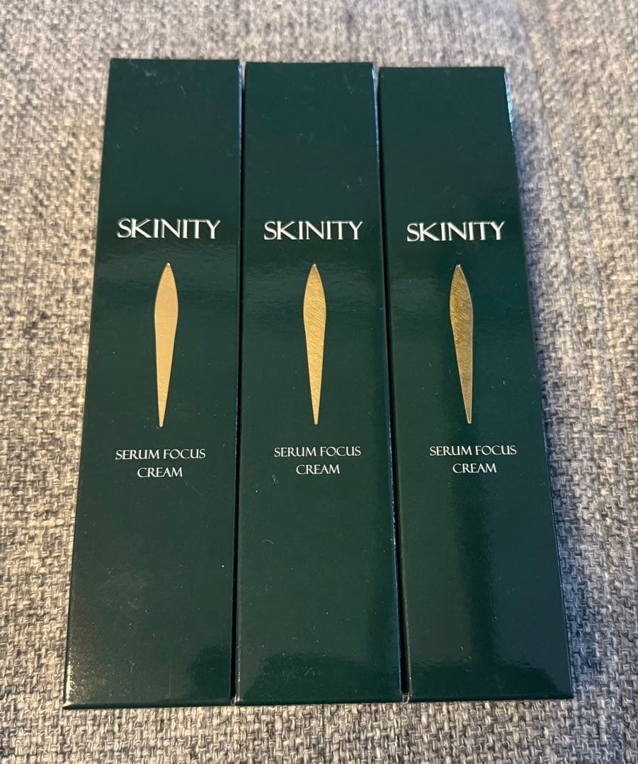 【新品】SKINITYスキニティ⭐️ セラムフォーカスクリーム 22g