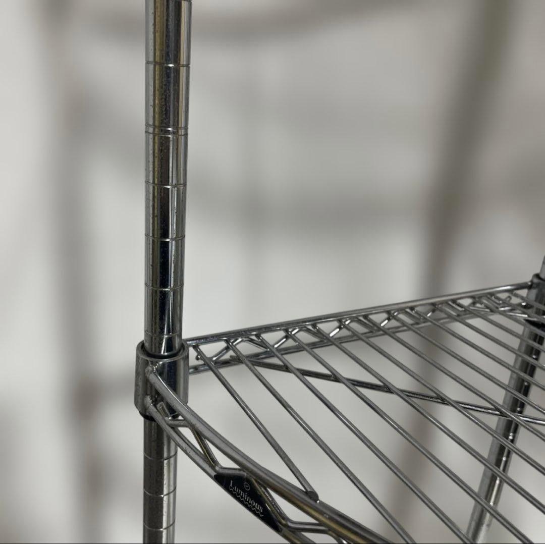 コーナーラック4段 スチール製 シルバー　ルミナスライト　ドウシシャ　収納ラック