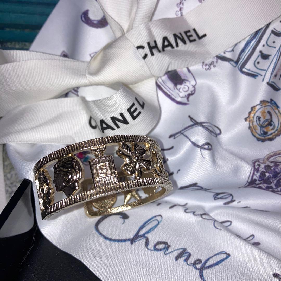 超美品☆希少☆かっこいい☆CHANEL☆バングル☆ブレスレット☆シンボル☆