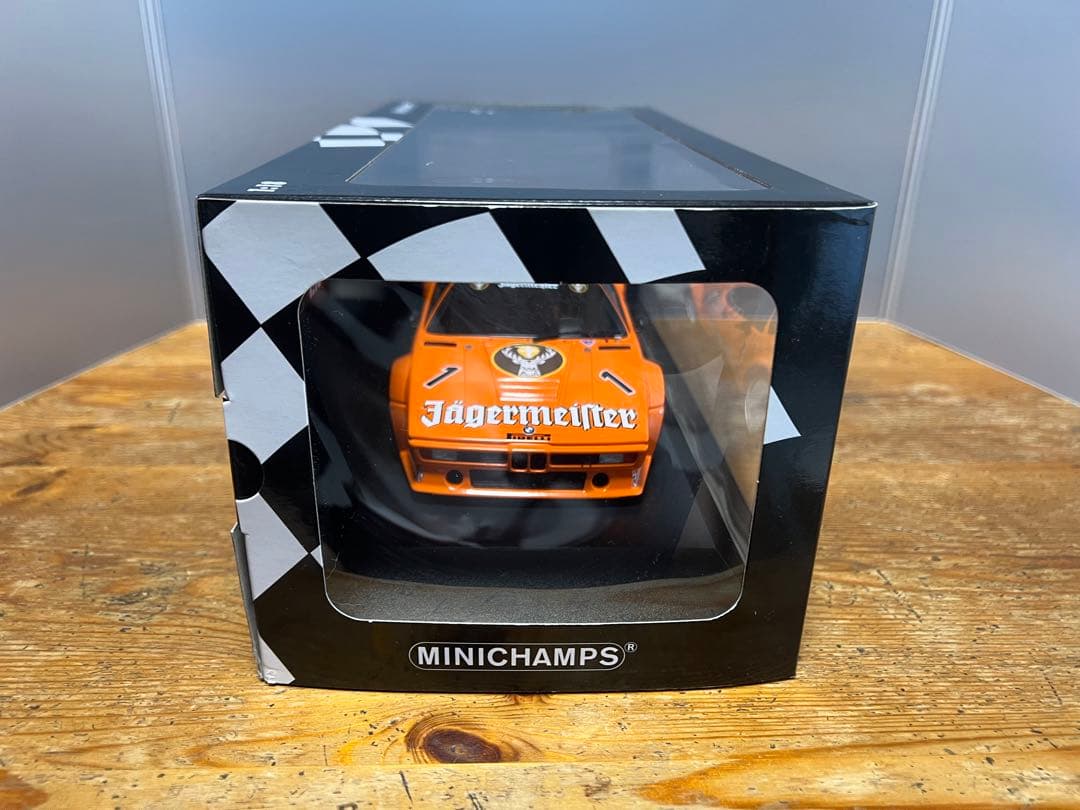 MINICHAMPS 1/18 BMW M1 DRT WUNSTORF 1982 - メルカリ