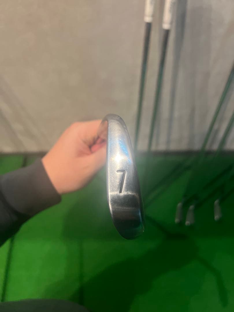 タイトリスト　T100 2023年モデル　P-5