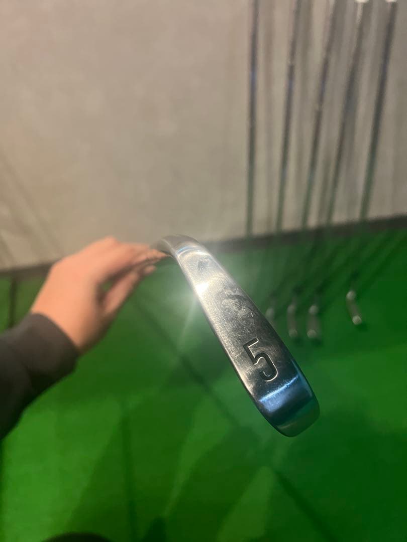 タイトリスト　T100 2023年モデル　P-5