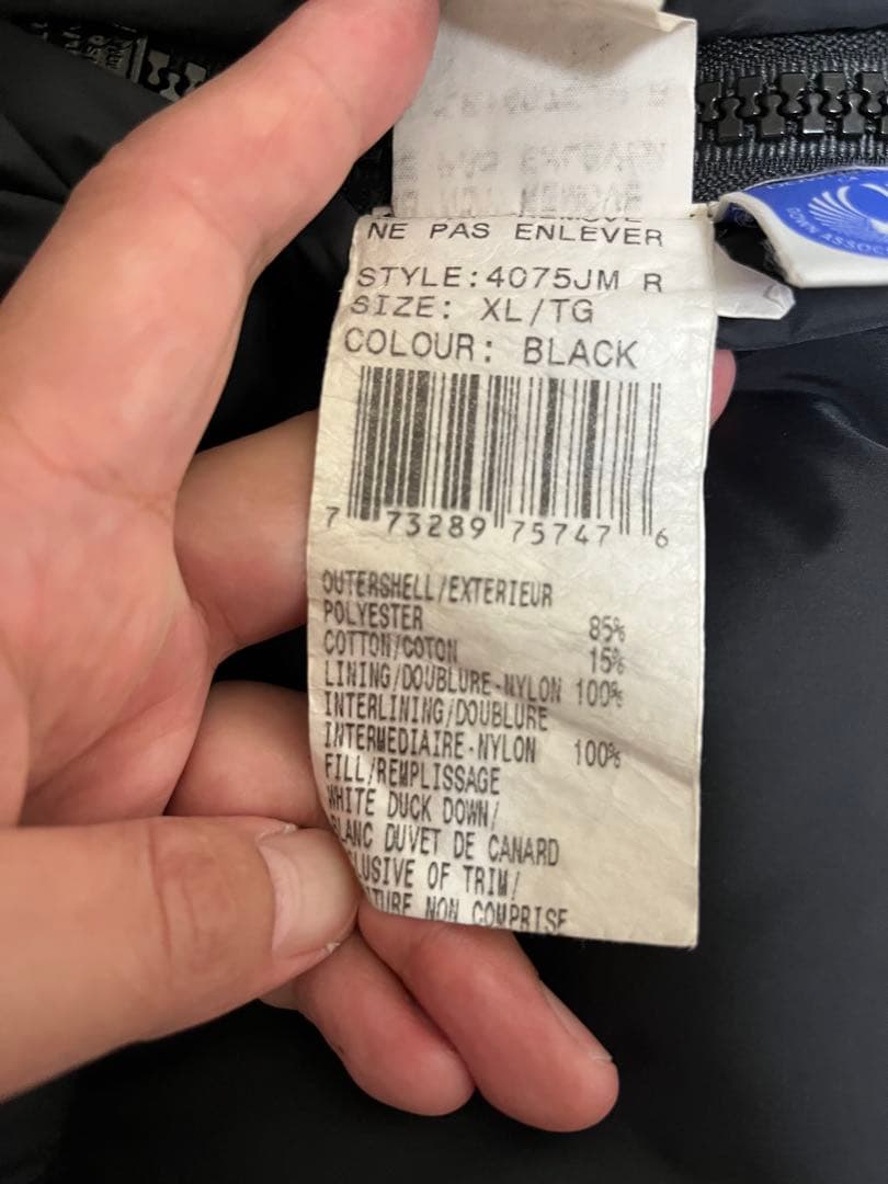   XL ブラック　カムループス　着用イメージ有り