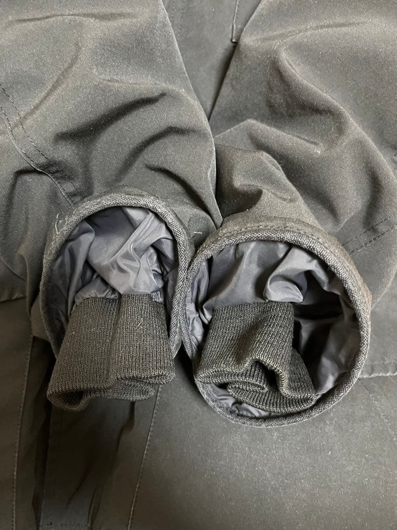   XL ブラック　カムループス　着用イメージ有り