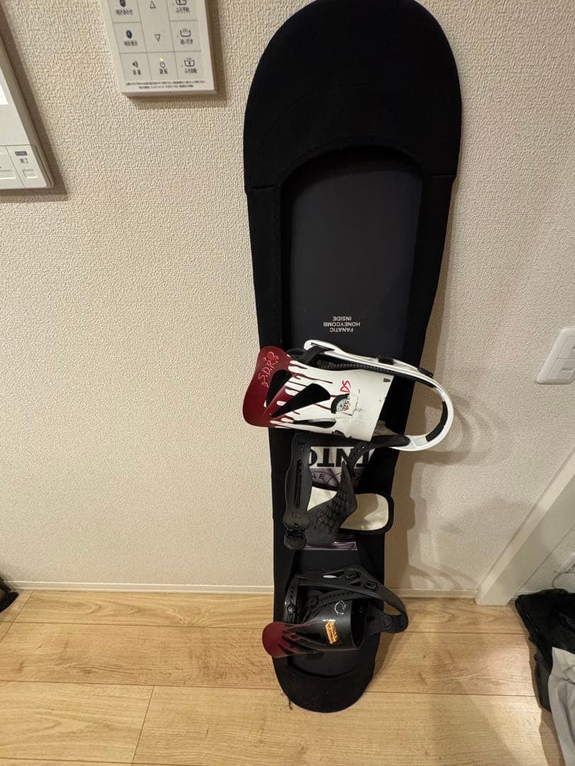 最終値下げ20-21 FNTC TNT R スノーボード ビンディングカバー付き