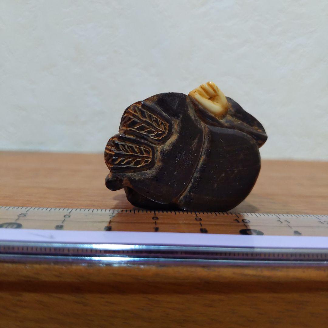 時代提物 縁起物根付 木彫り×天然素材 【寿老人】高さ約4.8cm 重さ約38ｇ