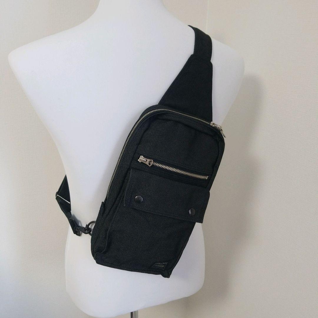 【極美品】ポーター　PORTER　スモーキー　スリングショルダーバッグ　黒　希少