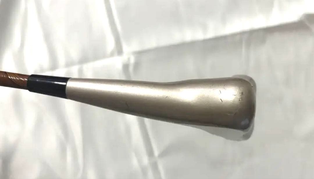 ゴルフパター　ユニーク 足型ヘッド Kenneth Smith（ケネス スイス）