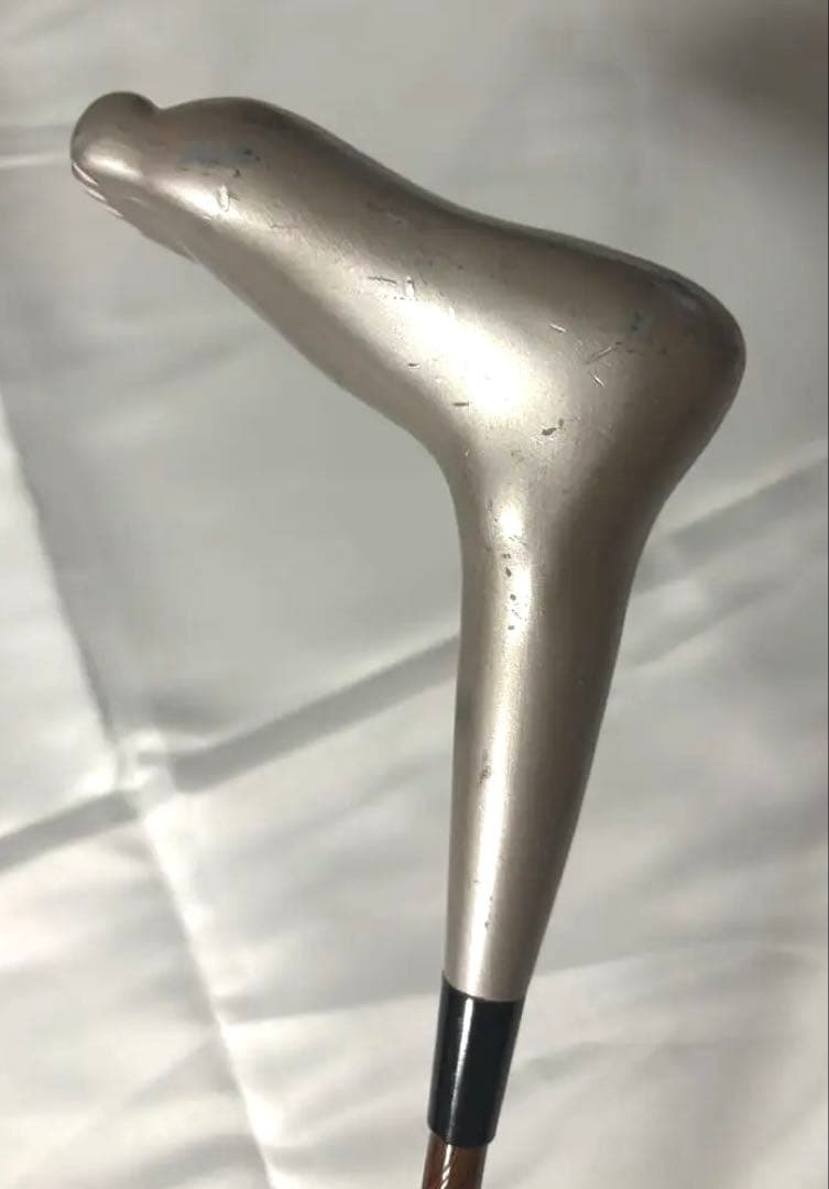 ゴルフパター　ユニーク 足型ヘッド Kenneth Smith（ケネス スイス）