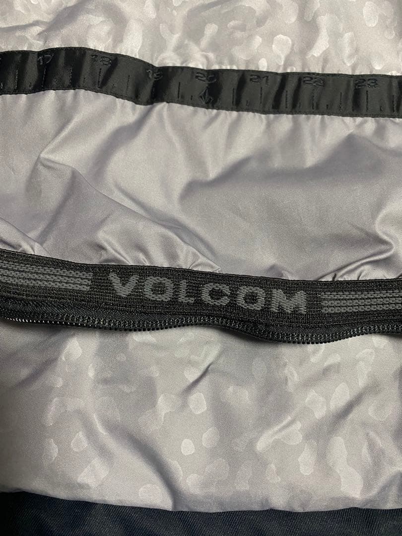 ボルコムvolcom スキースノボウェアセット　セットアップ　オーバーオール