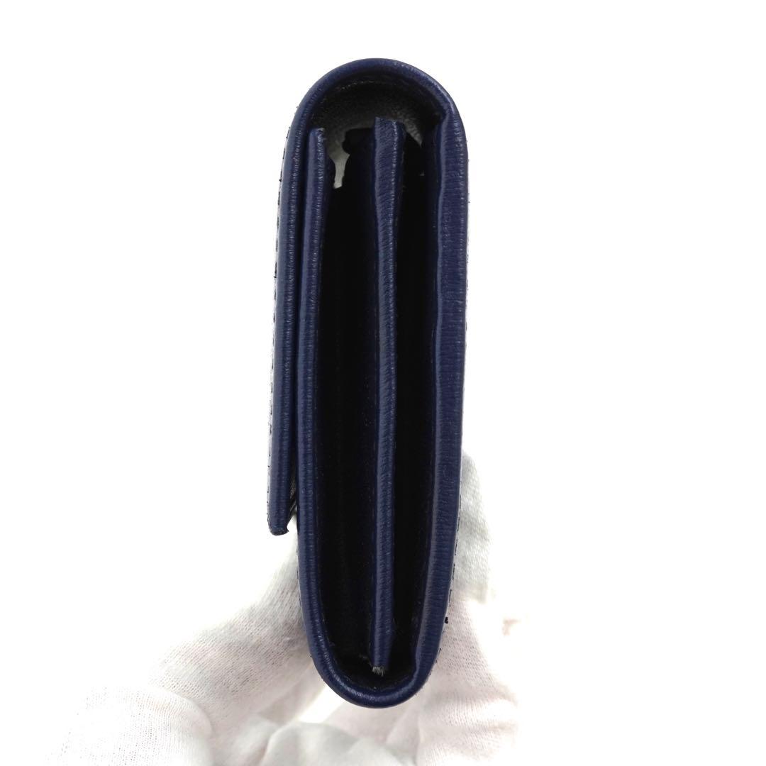 ✨未使用展示品・箱付き✨　Ferragamo 長財布　ガンチーニ　バイカラー