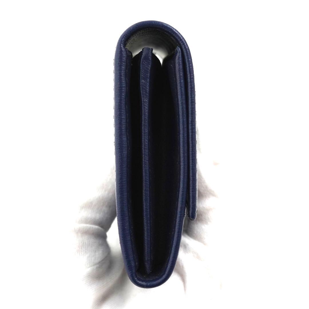 ✨未使用展示品・箱付き✨　Ferragamo 長財布　ガンチーニ　バイカラー