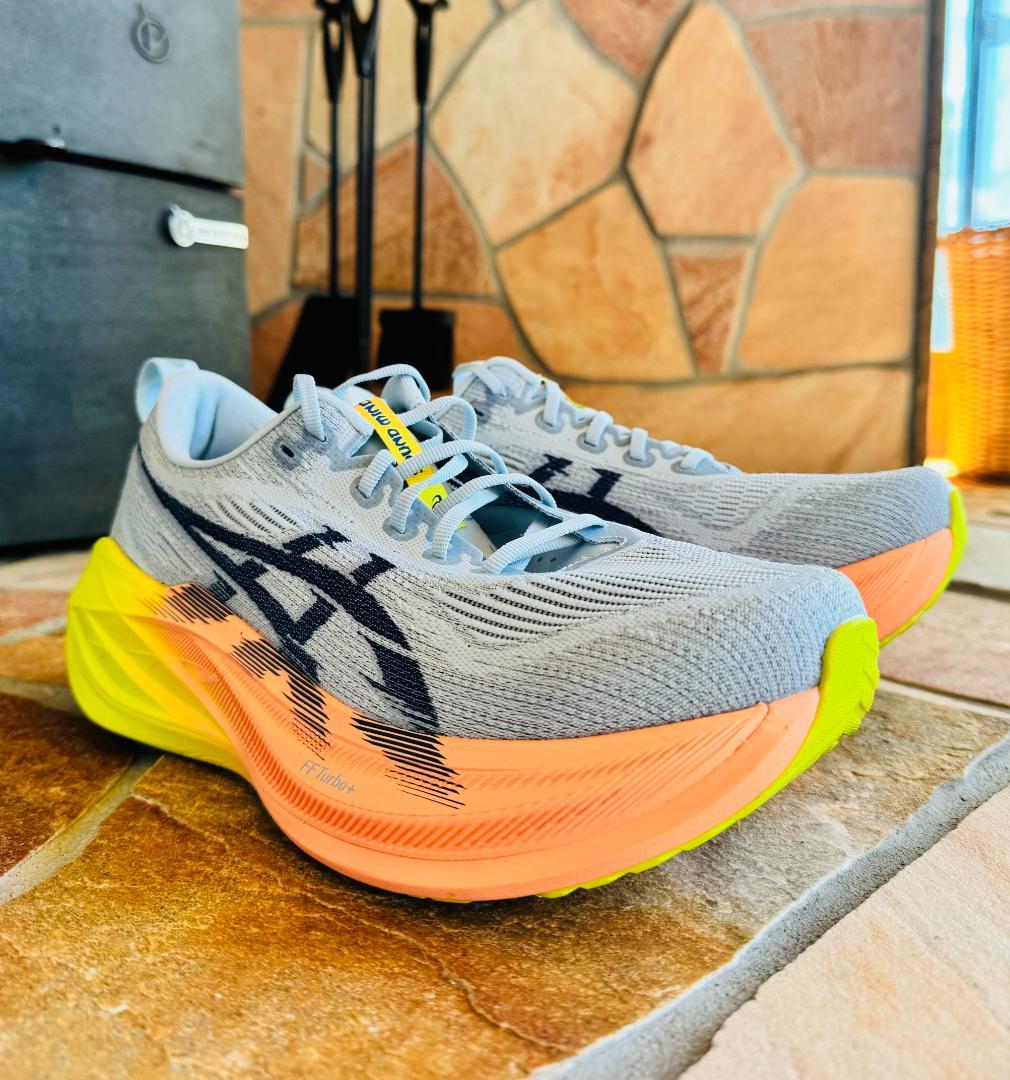 アシックス スーパーブラスト2パリ - メルカリ