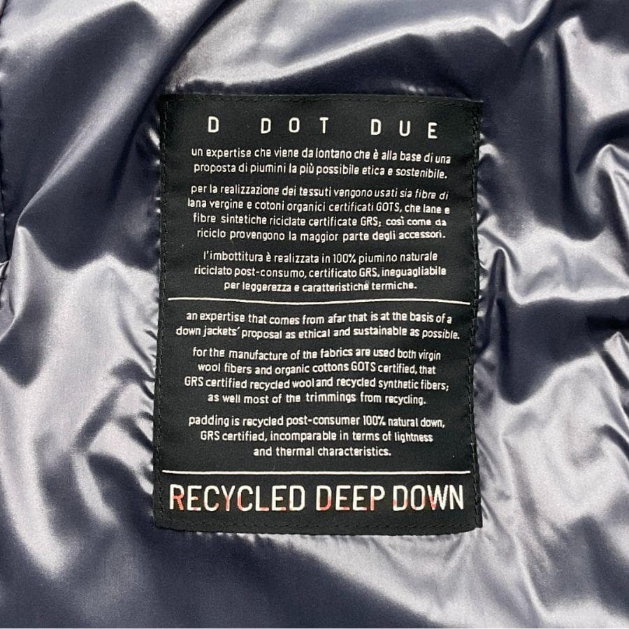 新品 D DOT DUE MILANO35 ハイネックダウンジャケット レッド