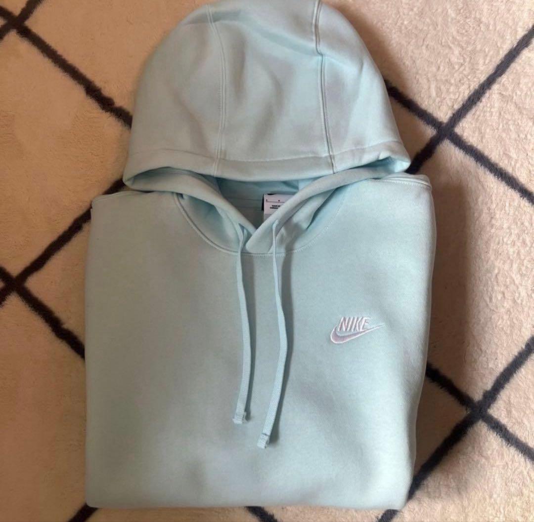 Nike 水色スウェットパーカー