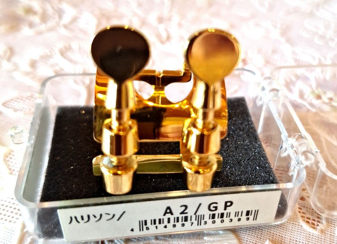 ハリソン アルトサックス用リガチャー A2GP ラバー 金メッキ仕上
