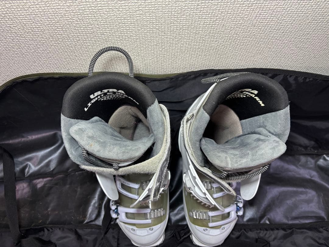 【引退品】スキー板 男女ペア ブーツ等一式