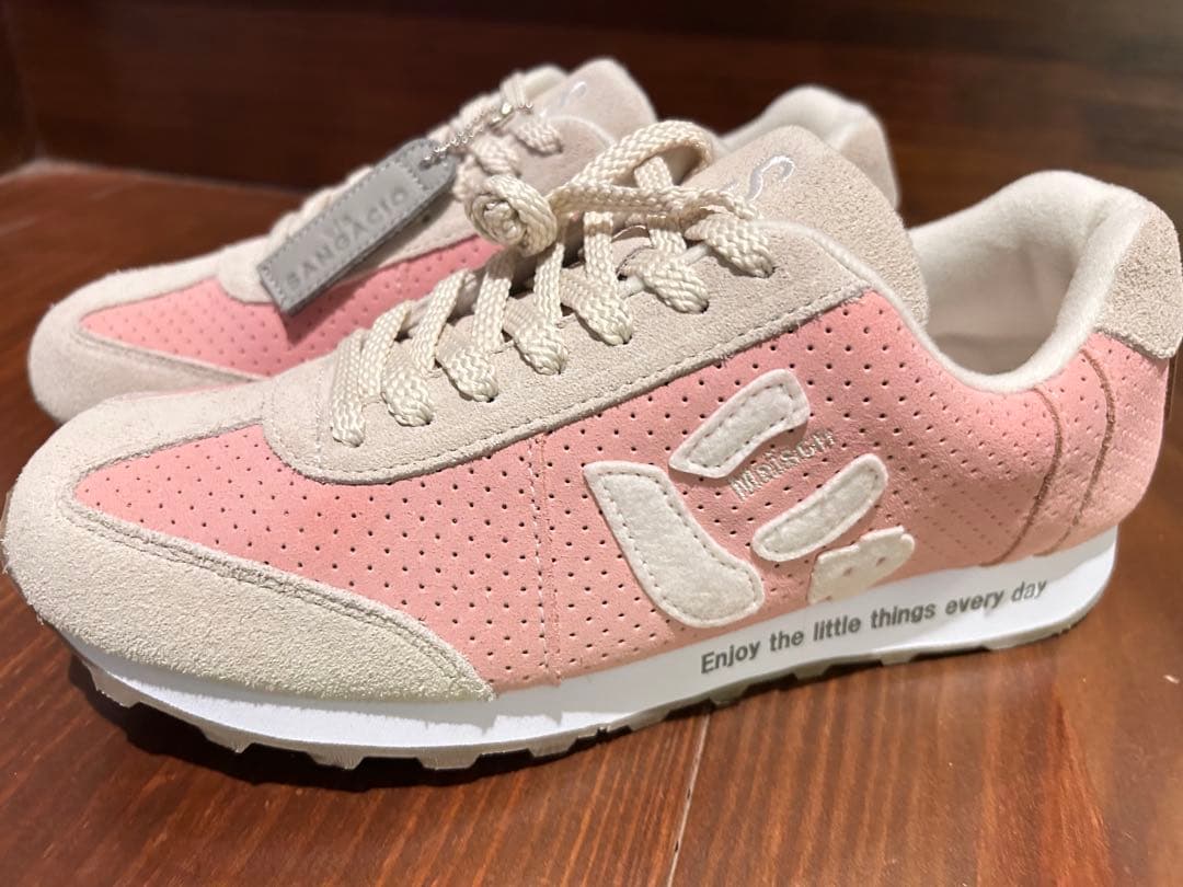 新品！via SANGACIO×Wako's Room 絶妙ピンクスニーカー