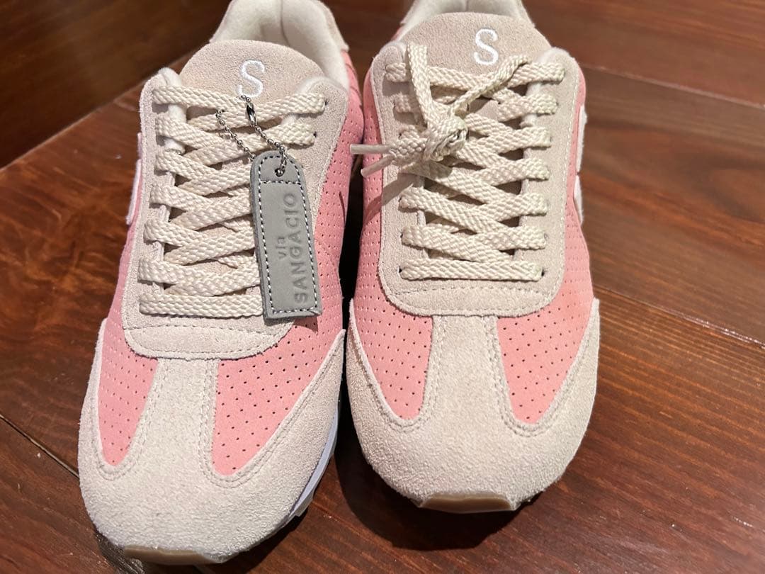 新品！via SANGACIO×Wako's Room 絶妙ピンクスニーカー