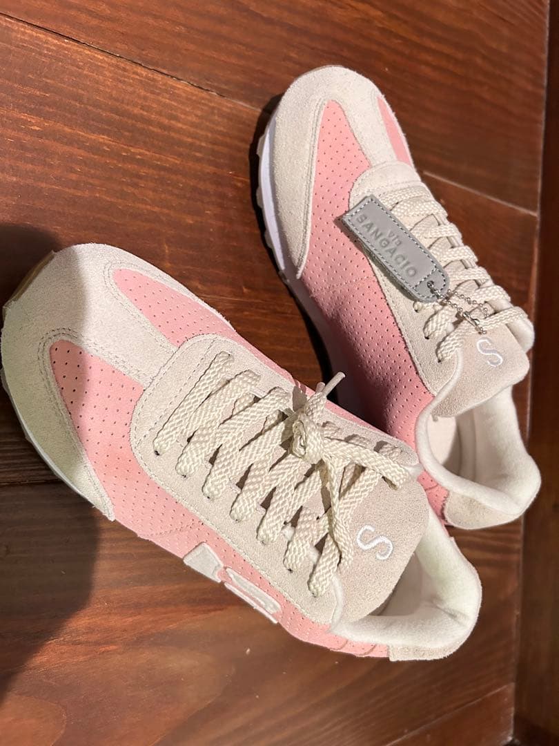 新品！via SANGACIO×Wako's Room 絶妙ピンクスニーカー