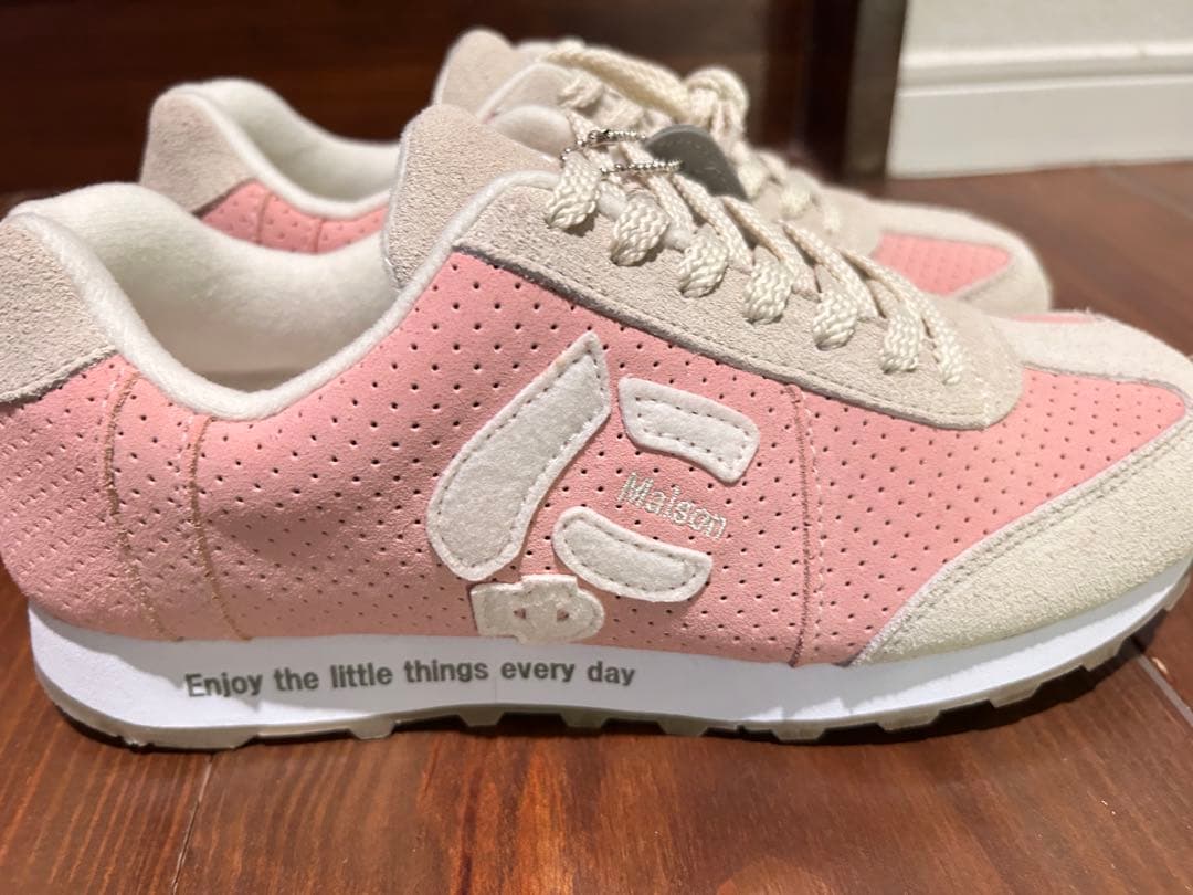 新品！via SANGACIO×Wako's Room 絶妙ピンクスニーカー