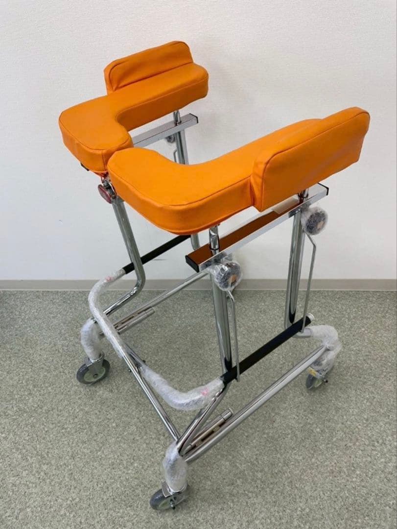 used 医療歩行器：アルコー1G-T型