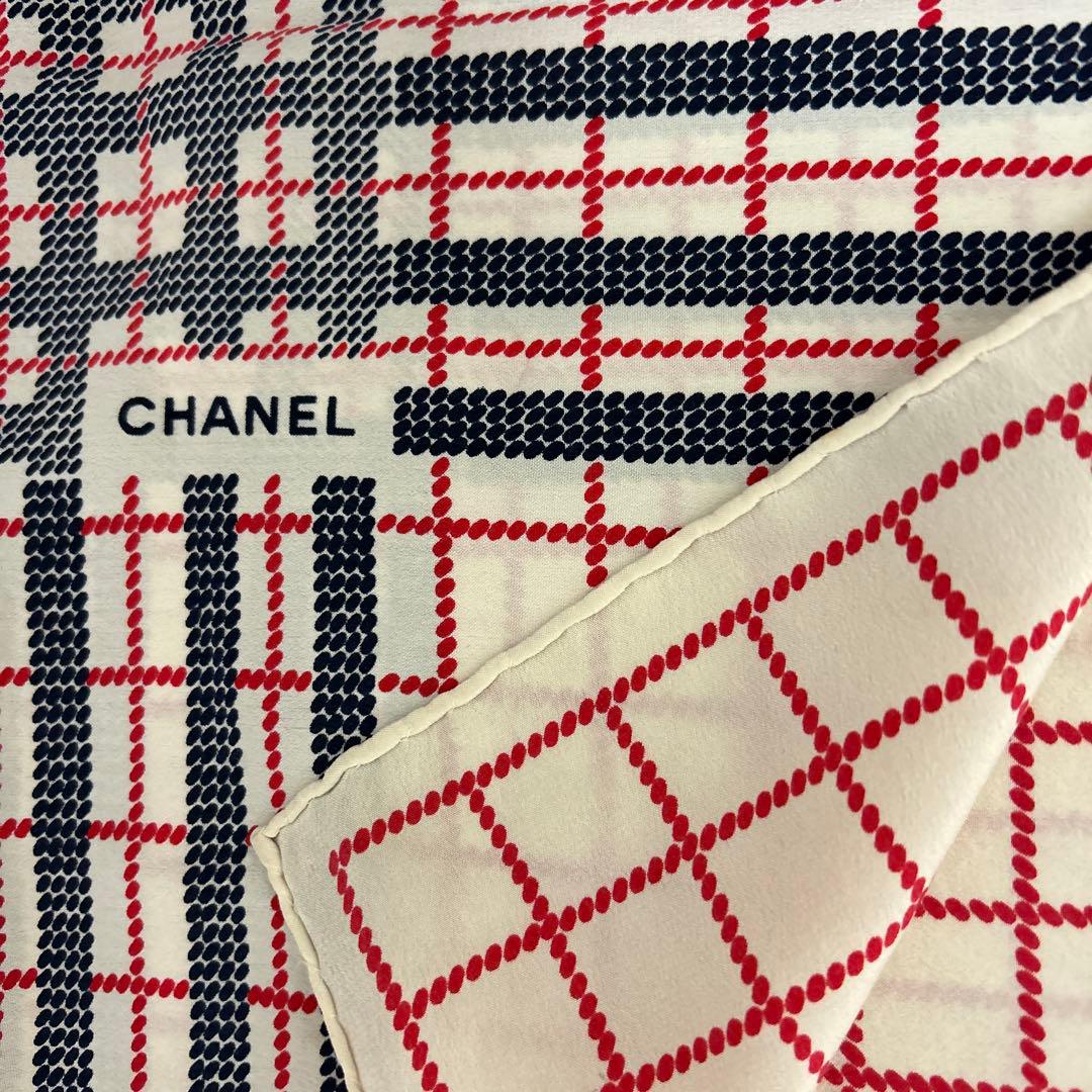 CHANEL シャネル シルクスカーフ