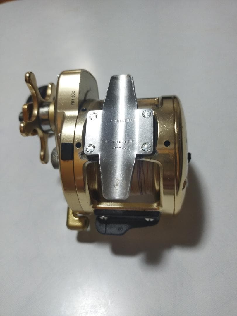 シマノ スコーピオン　オシアジガー　2000P